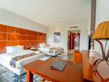 Deluxe Family