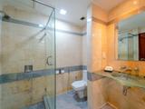 Bathroom Deluxe King