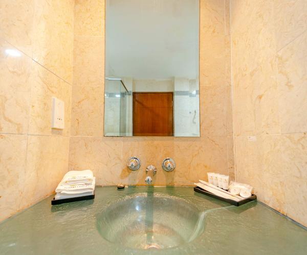 Bathroom Deluxe King
