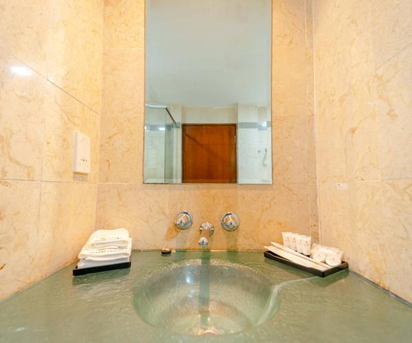 Bathroom Deluxe Twin