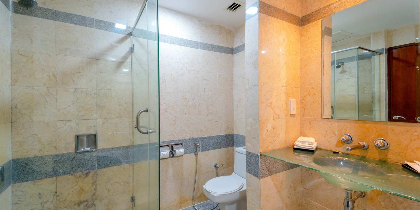 Bathroom Deluxe Twin Bathroom Deluxe Twin Wings by Croske Resort Langkawi Malysia
